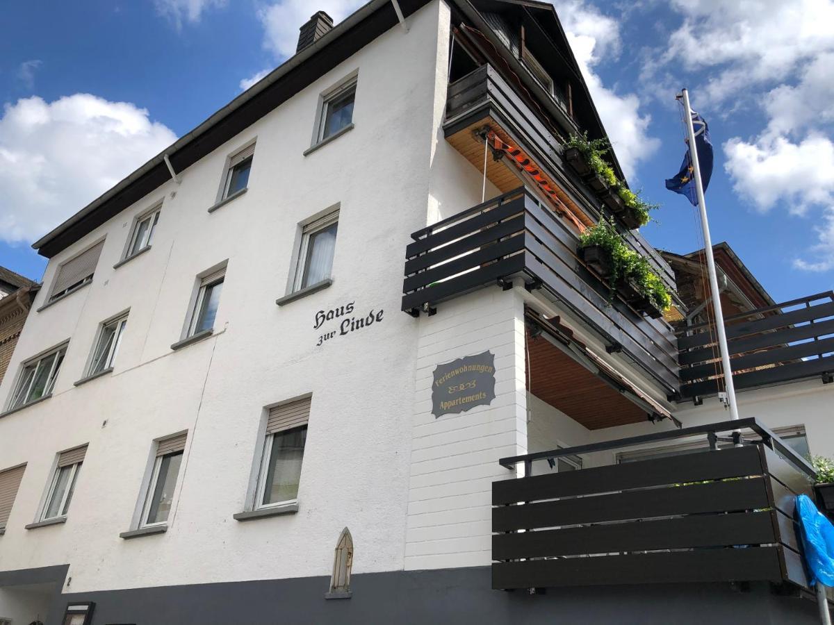 Ferienwohnungen Haus Zur Linde Кохем Екстериор снимка