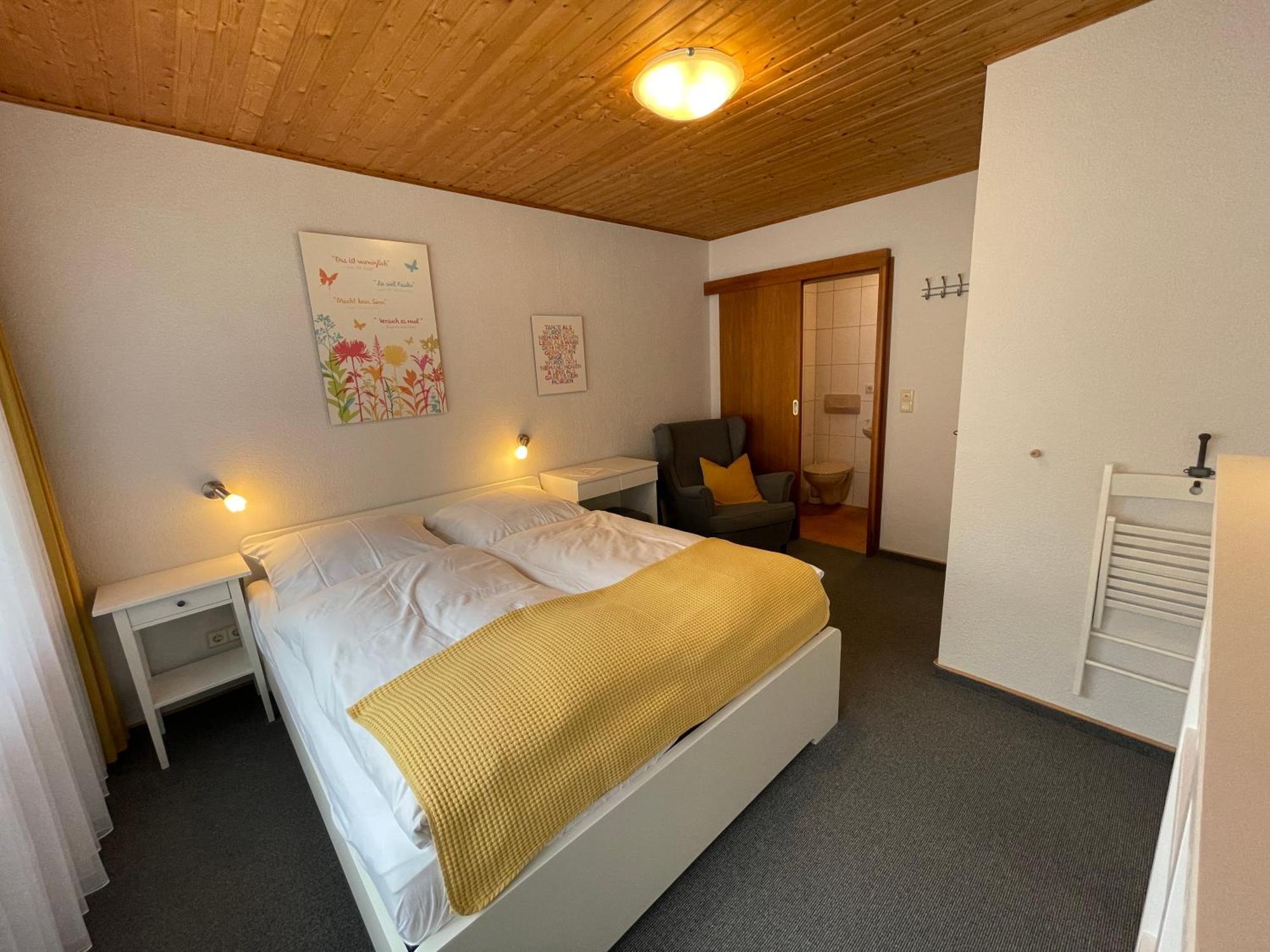 Ferienwohnungen Haus Zur Linde Кохем Екстериор снимка